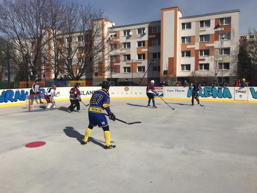 hokejbal Ramiland Vrakuňa vs Rebels